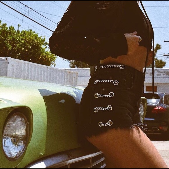 Pants - LF Carmar Chain Shorts